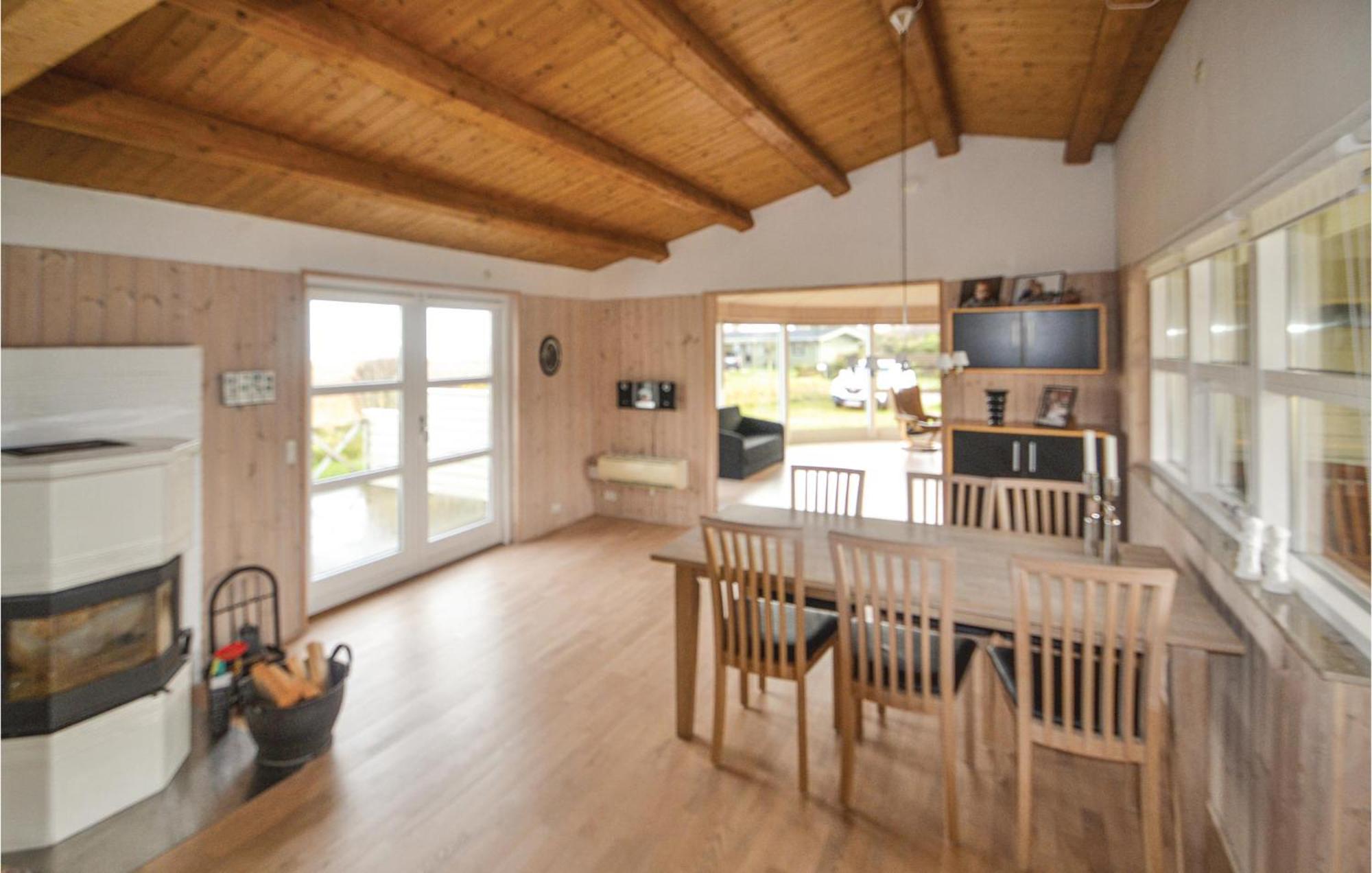 Amazing Home In Orsted With Kitchen Eksteriør bilde