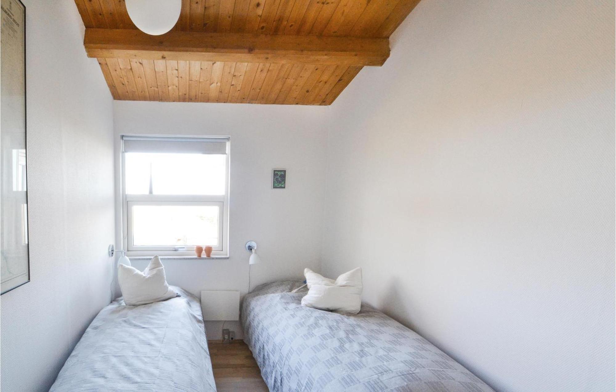 Amazing Home In Orsted With Kitchen Eksteriør bilde