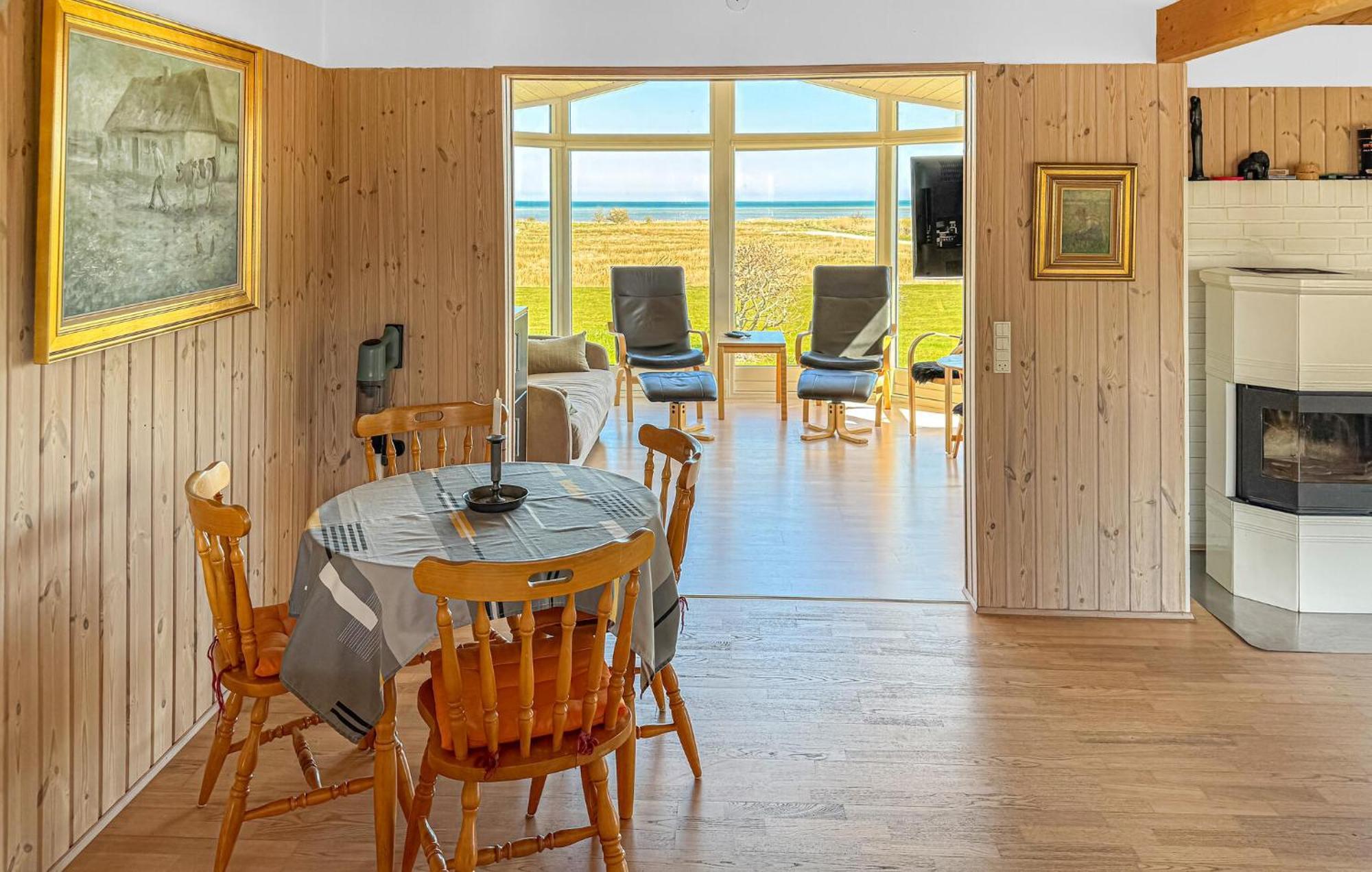 Amazing Home In Orsted With Kitchen Eksteriør bilde